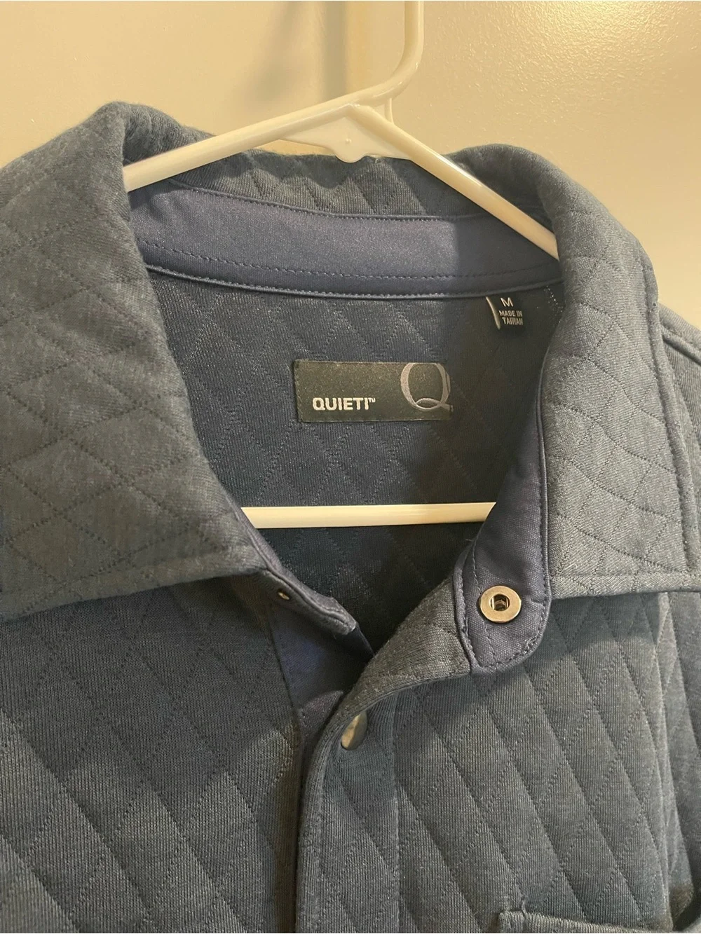 Quilted Navy Lightweight Shirt Jacket by QUIETI